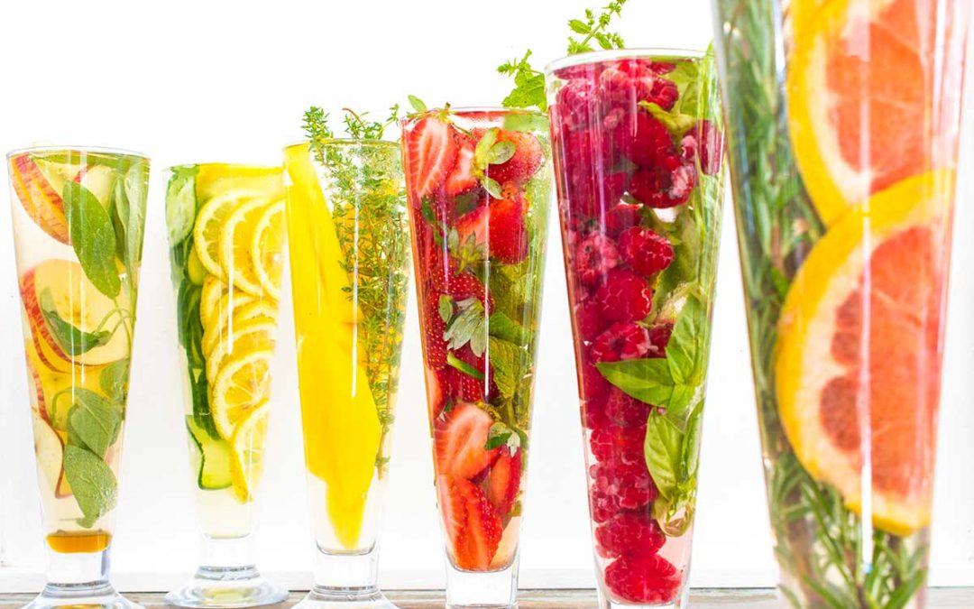 9 Detox Water Facts Proving It’s Good For Your Health (Recipe Included)